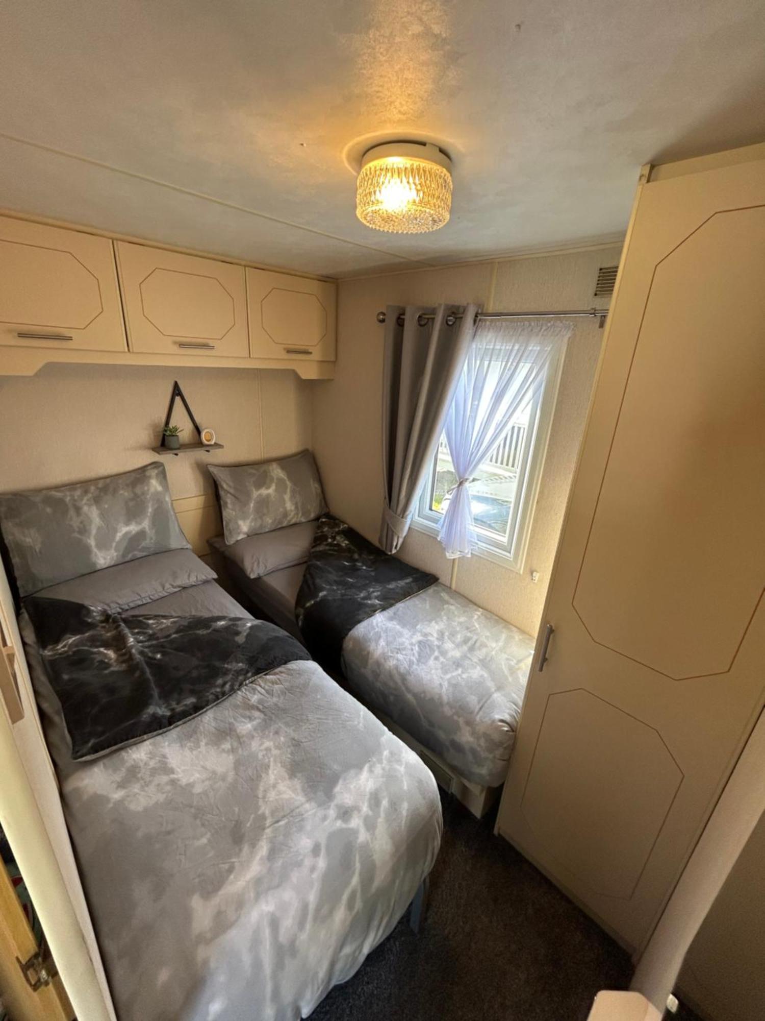 Baileys Caravan Hire - Sealands Plot 26 - Dog Friendly Ingoldmells Exterior photo